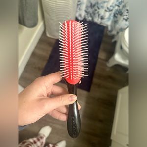 Denman Curly Hair Brush D4 (Black & Red) 9 Row Styling Brush for Styling